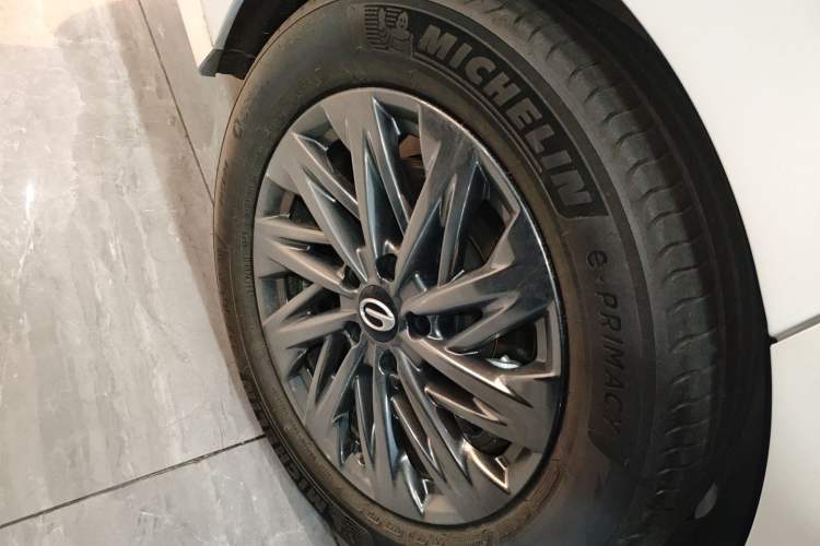 Used GAC Trumpchi Xiangwang M8 2025 Kunkun Series Ultra First-Class Cabin Right Rear Wheel Hub