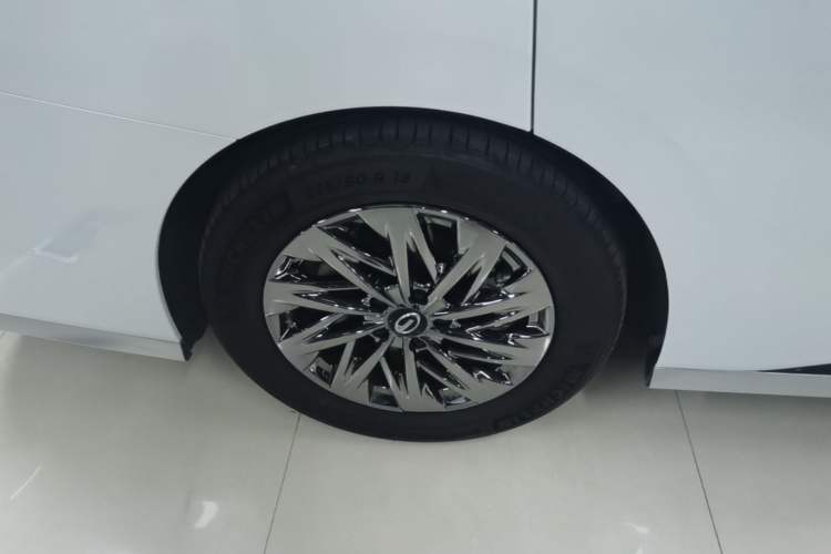 Used GAC Trumpchi Xiangwang M8 2025 Kunkun Series Ultra First-Class Cabin Right Rear Wheel Hub