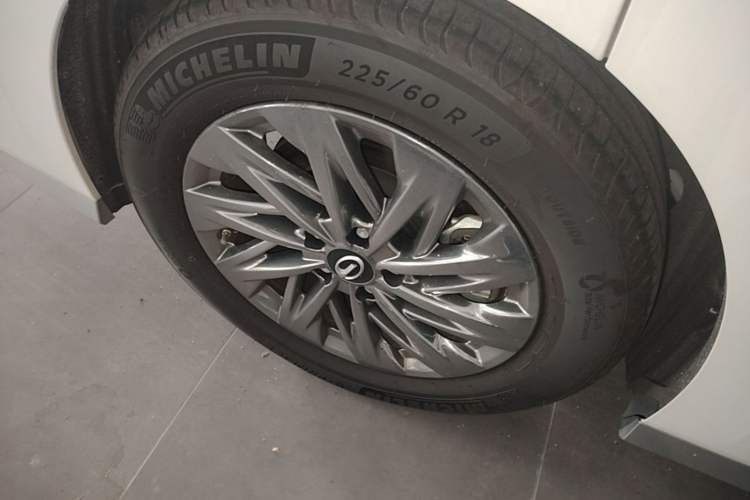 Used GAC Trumpchi Xiangwang M8 2025 Kunkun Series Ultra First-Class Cabin Right Rear Wheel Hub