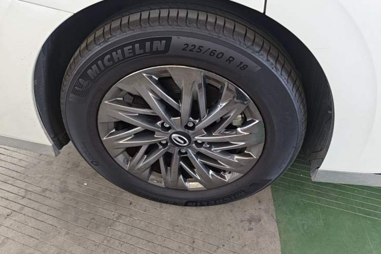Used GAC Trumpchi Xiangwang M8 2025 Kunkun Series Ultra First-Class Cabin Right Rear Wheel Hub