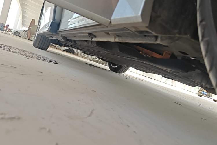 Used GAC Trumpchi Xiangwang M8 2025 Kunkun Series Ultra First-Class Cabin Right Side Sill