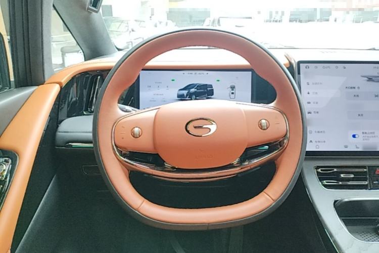 Used GAC Trumpchi Xiangwang M8 2025 Kunkun Series Ultra First-Class Cabin Steering Wheel