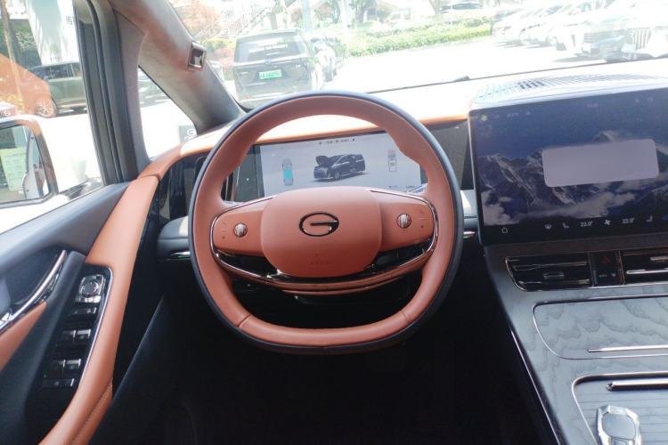 Used GAC Trumpchi Xiangwang M8 2025 Kunkun Series Ultra First-Class Cabin Steering Wheel