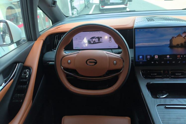 Used GAC Trumpchi Xiangwang M8 2025 Kunkun Series Ultra First-Class Cabin Steering Wheel