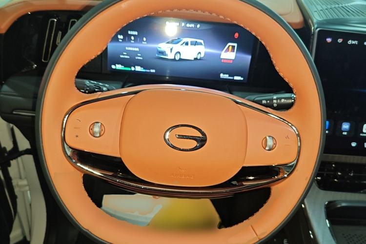 Used GAC Trumpchi Xiangwang M8 2025 Kunkun Series Ultra First-Class Cabin Steering Wheel