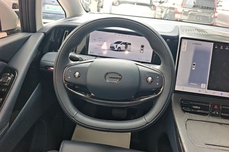 Used GAC Trumpchi Xiangwang M8 2025 Kunkun Series Ultra First-Class Cabin Steering Wheel
