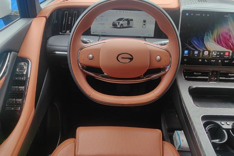Used GAC Trumpchi Xiangwang M8 2025 Kunkun Series Ultra First-Class Cabin Steering Wheel