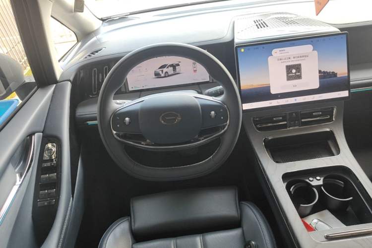 Used GAC Trumpchi Xiangwang M8 2025 Kunkun Series Ultra First-Class Cabin Steering Wheel