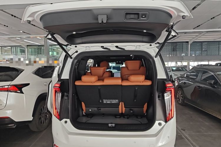 Used GAC Trumpchi Xiangwang M8 2025 Kunkun Series Ultra First-Class Cabin Trunk