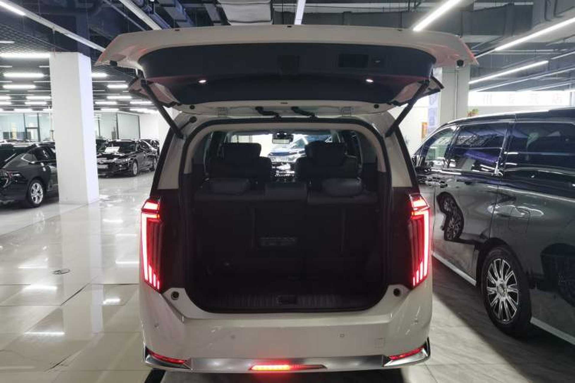 Used GAC Trumpchi Xiangwang M8 2025 Kunkun Series Ultra First-Class Cabin Trunk