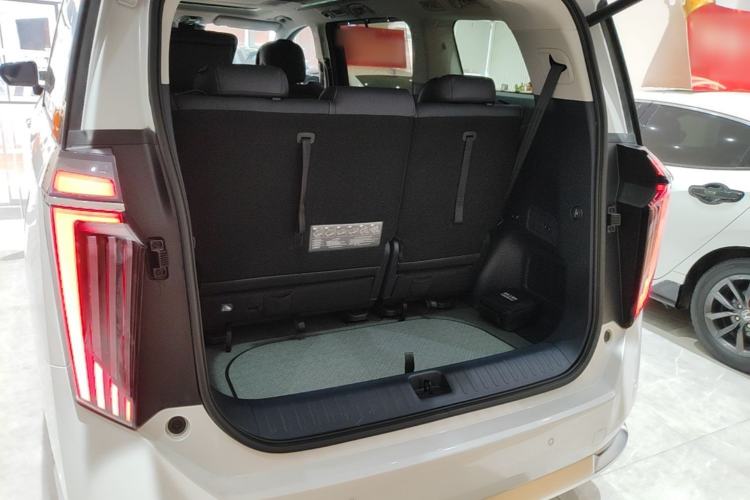 Used GAC Trumpchi Xiangwang M8 2025 Kunkun Series Ultra First-Class Cabin Trunk