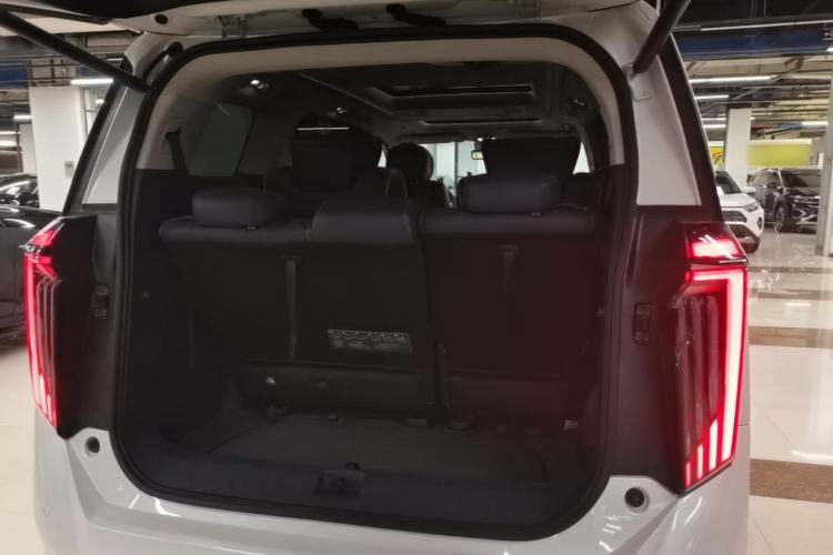Used GAC Trumpchi Xiangwang M8 2025 Kunkun Series Ultra First-Class Cabin Trunk