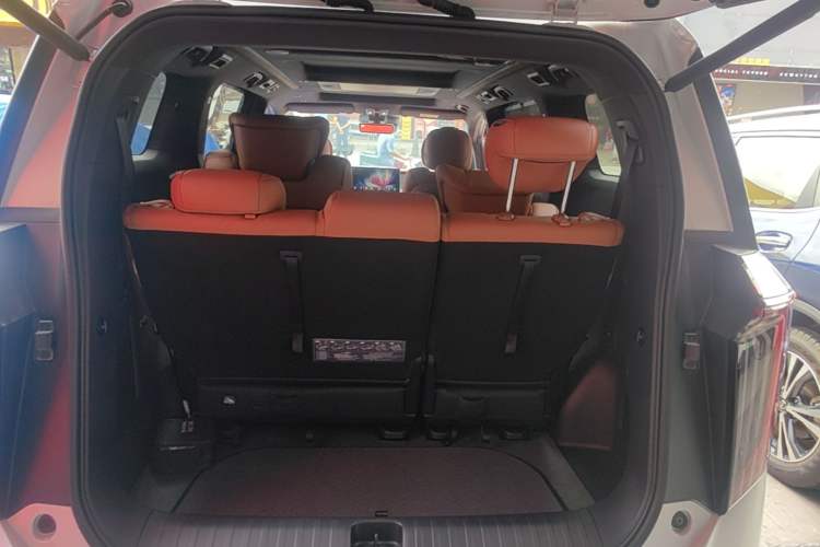 Used GAC Trumpchi Xiangwang M8 2025 Kunkun Series Ultra First-Class Cabin Trunk