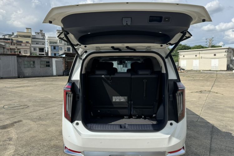 Used GAC Trumpchi Xiangwang M8 2025 Kunkun Series Ultra First-Class Cabin Trunk