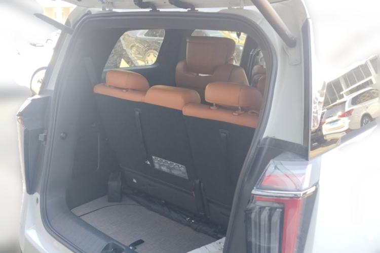 Used GAC Trumpchi Xiangwang M8 2025 Kunkun Series Ultra First-Class Cabin Trunk