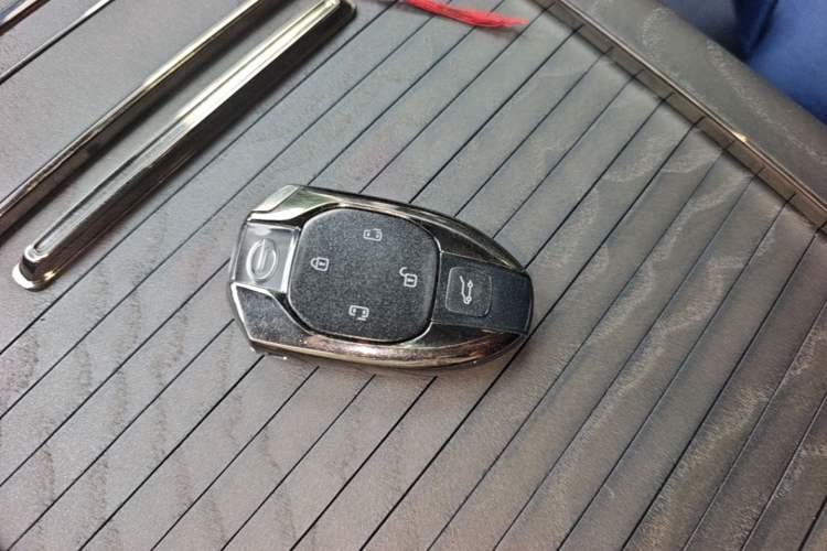 Used GAC Trumpchi Xiangwang M8 2025 Kunkun Series Ultra First-Class Cabin Vehicle Key