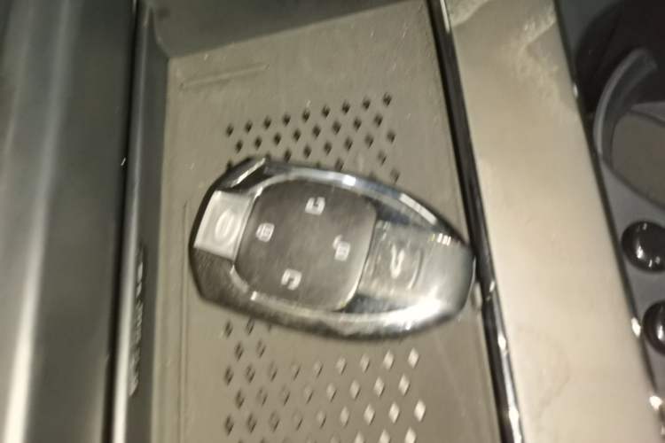 Used GAC Trumpchi Xiangwang M8 2025 Kunkun Series Ultra First-Class Cabin Vehicle Key