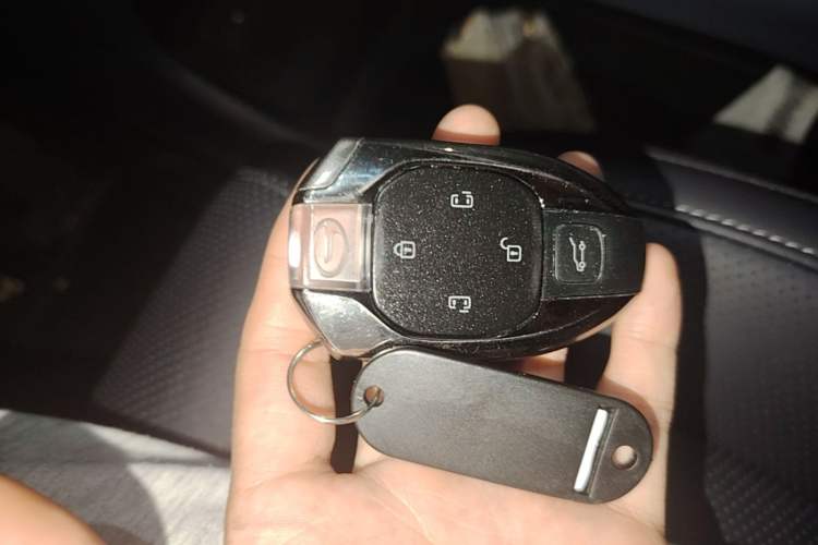 Used GAC Trumpchi Xiangwang M8 2025 Kunkun Series Ultra First-Class Cabin Vehicle Key