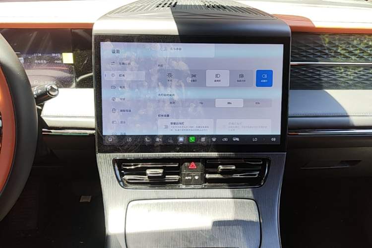 Used GAC Trumpchi Xiangwang M8 2026 Model Zongshi LiDAR Edition Audio And AC Panel