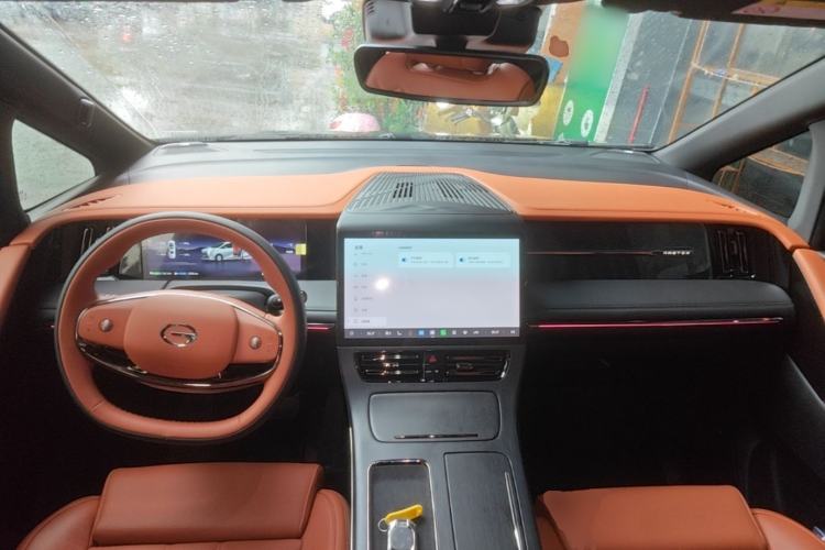 Used GAC Trumpchi Xiangwang M8 2026 Model Zongshi LiDAR Edition Center Console