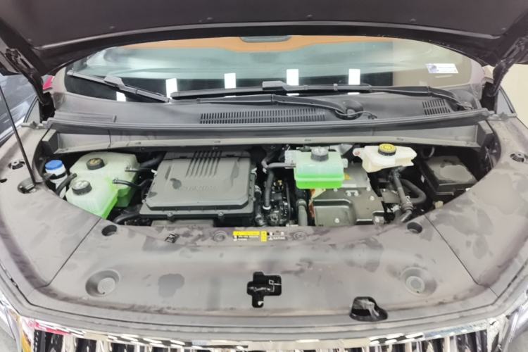Used GAC Trumpchi Xiangwang M8 2026 Model Zongshi LiDAR Edition Engine Bay