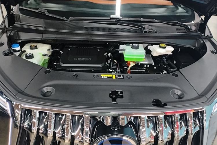 Used GAC Trumpchi Xiangwang M8 2026 Model Zongshi LiDAR Edition Engine Bay