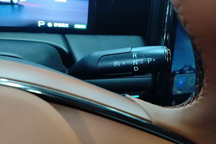 Used GAC Trumpchi Xiangwang M8 2026 Model Zongshi LiDAR Edition Gear Lever