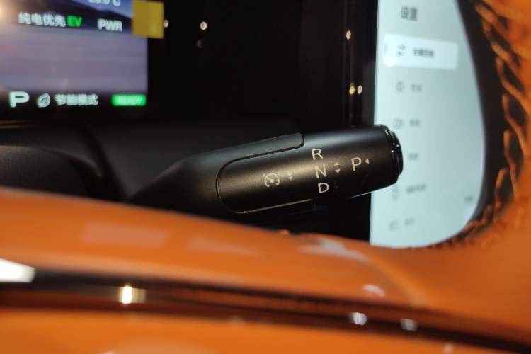 Used GAC Trumpchi Xiangwang M8 2026 Model Zongshi LiDAR Edition Gear Lever