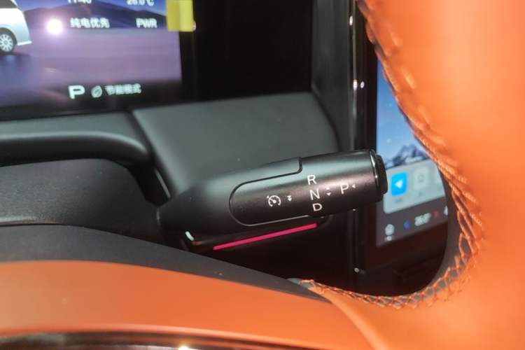 Used GAC Trumpchi Xiangwang M8 2026 Model Zongshi LiDAR Edition Gear Lever