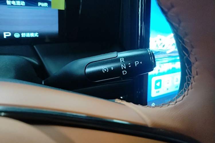 Used GAC Trumpchi Xiangwang M8 2026 Model Zongshi LiDAR Edition Gear Lever