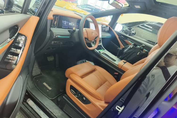 Used GAC Trumpchi Xiangwang M8 2026 Model Zongshi LiDAR Edition Left Front Seat