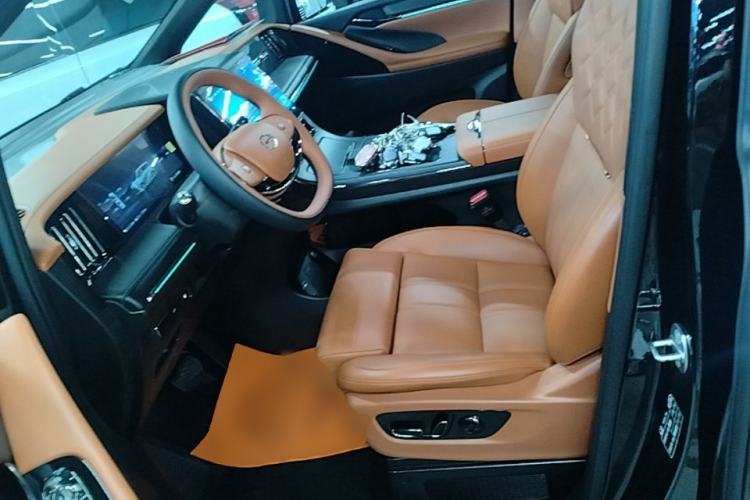 Used GAC Trumpchi Xiangwang M8 2026 Model Zongshi LiDAR Edition Left Front Seat