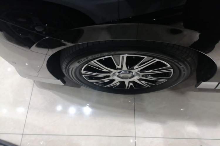 Used GAC Trumpchi Xiangwang M8 2026 Model Zongshi LiDAR Edition Left Front Wheel Hub