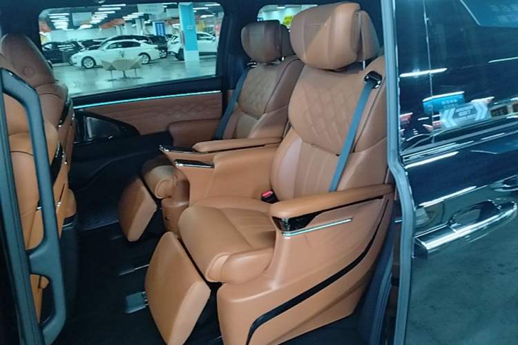 Used GAC Trumpchi Xiangwang M8 2026 Model Zongshi LiDAR Edition Left Rear Seat