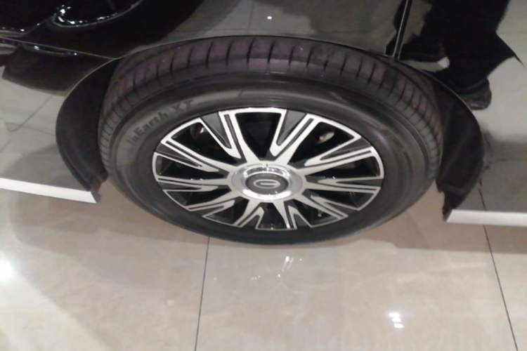 Used GAC Trumpchi Xiangwang M8 2026 Model Zongshi LiDAR Edition Right Rear Wheel Hub