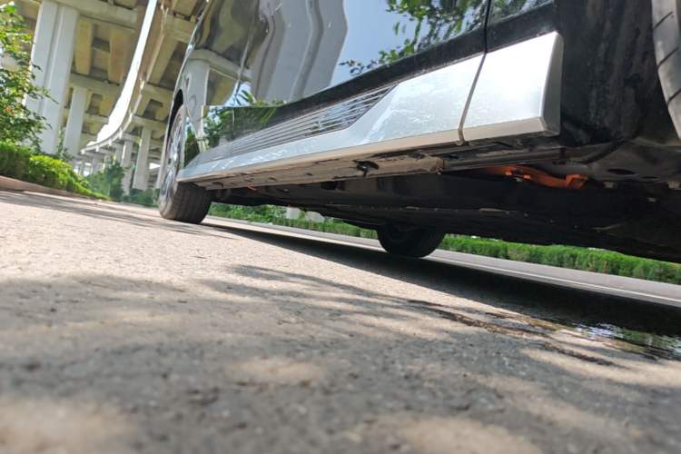 Used GAC Trumpchi Xiangwang M8 2026 Model Zongshi LiDAR Edition Right Side Sill