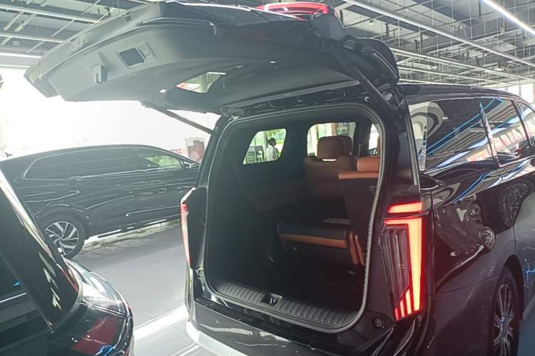 Used GAC Trumpchi Xiangwang M8 2026 Model Zongshi LiDAR Edition Trunk