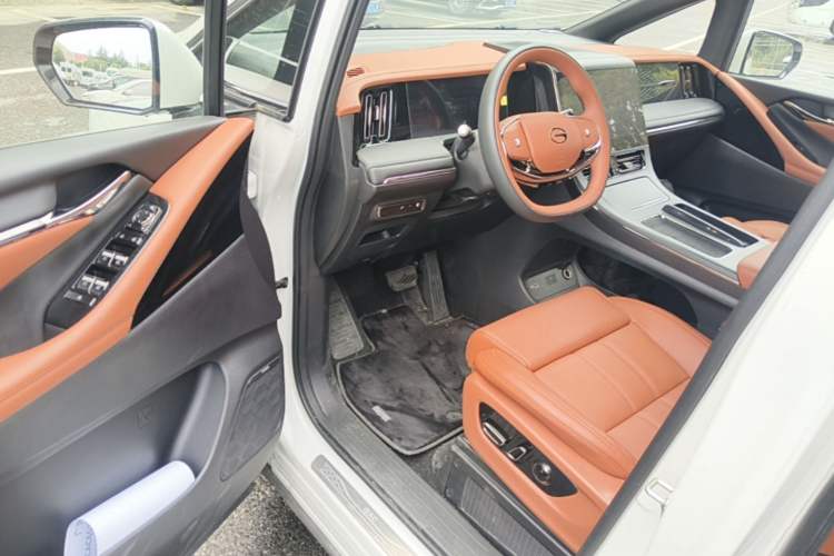 Used GAC Trumpchi Xiangwang M8 2026 Model Zongshi LiDAR Edition Driver Seat