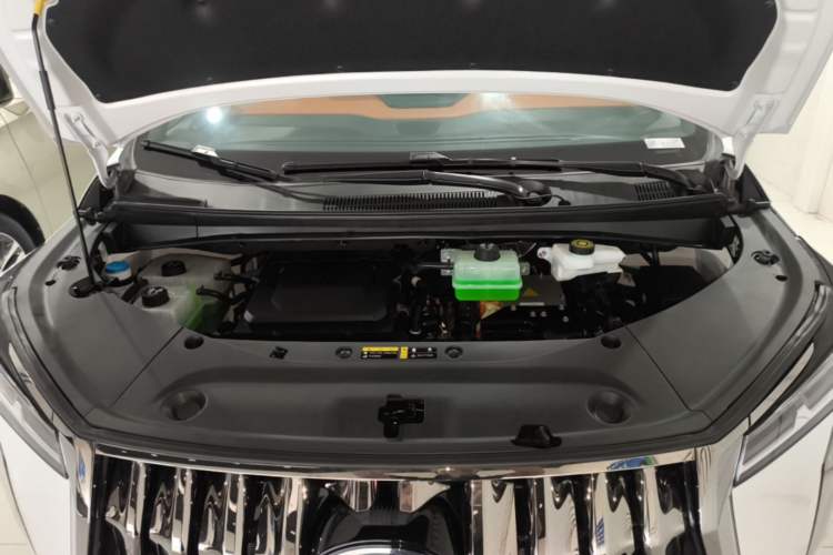 Used GAC Trumpchi Xiangwang M8 2026 Model Zongshi LiDAR Edition Engine Bay