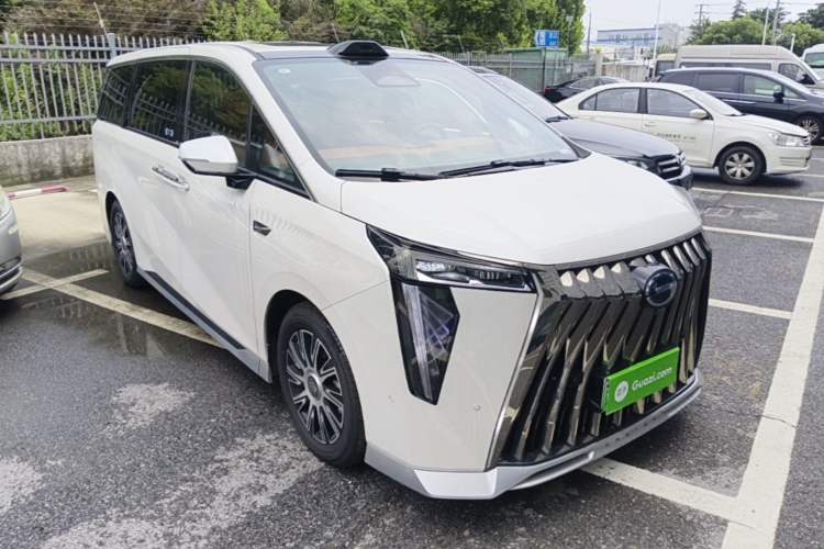 Used GAC Trumpchi Xiangwang M8 2026 Model Zongshi LiDAR Edition Front Right 45 Deg