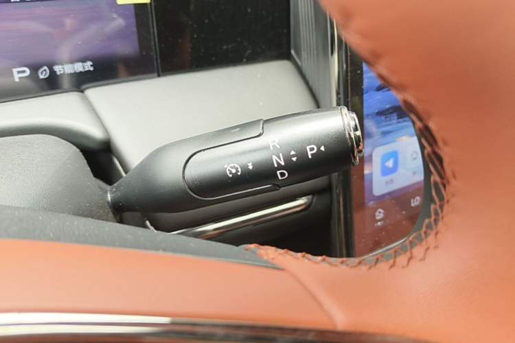 Used GAC Trumpchi Xiangwang M8 2026 Model Zongshi LiDAR Edition Gear Lever
