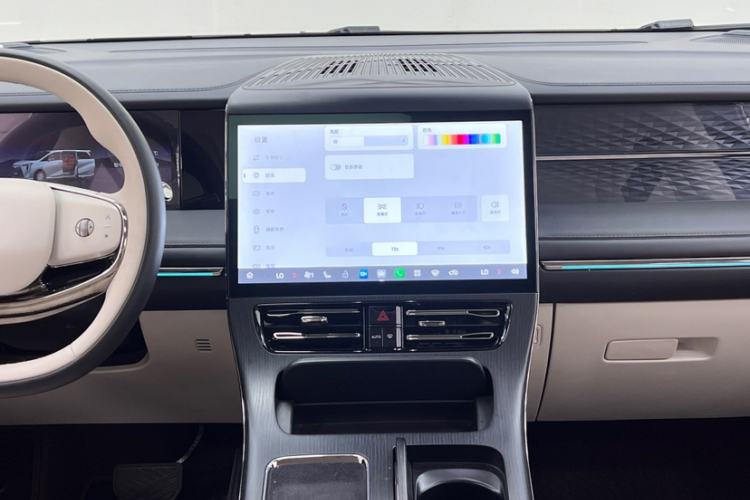 Used GAC Trumpchi Xiangwang M8 2026 Model Zongshi LiDAR Edition Interior 12
