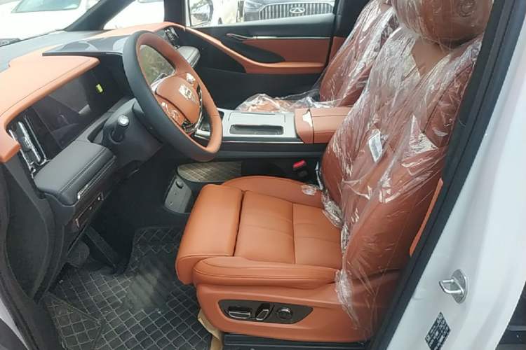 Used GAC Trumpchi Xiangwang M8 2026 Model Zongshi LiDAR Edition Left Front Seat