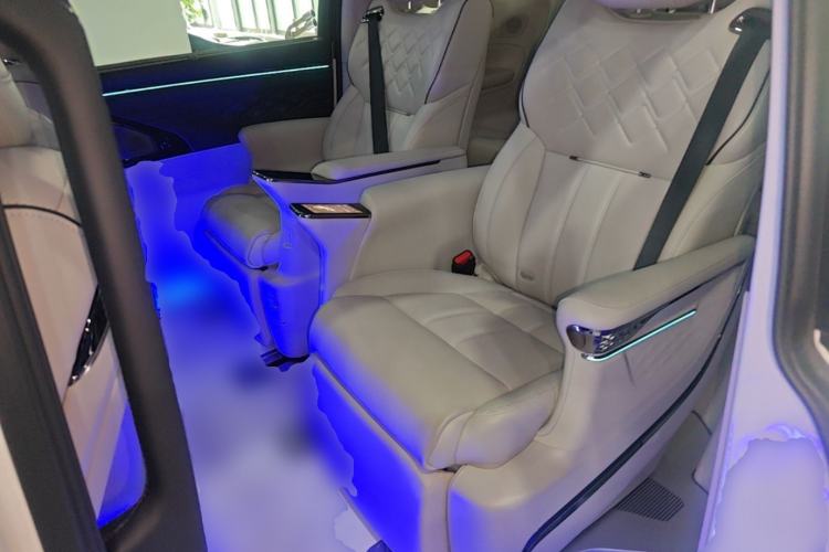 Used GAC Trumpchi Xiangwang M8 2026 Model Zongshi LiDAR Edition Left Rear Seat