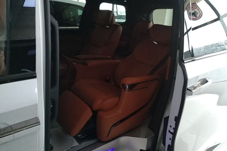 Used GAC Trumpchi Xiangwang M8 2026 Model Zongshi LiDAR Edition Left Rear Seat
