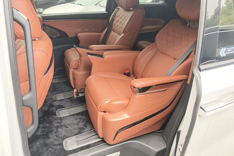 Used GAC Trumpchi Xiangwang M8 2026 Model Zongshi LiDAR Edition Left Rear Seat