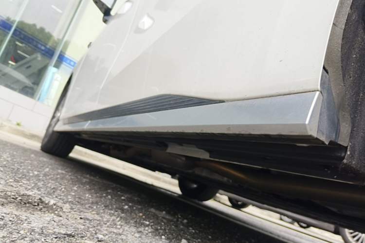 Used GAC Trumpchi Xiangwang M8 2026 Model Zongshi LiDAR Edition Left Side Sill