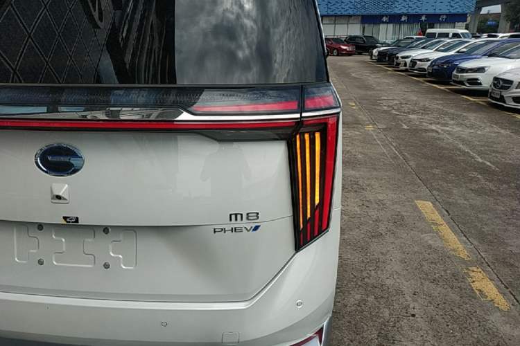 Used GAC Trumpchi Xiangwang M8 2026 Model Zongshi LiDAR Edition Right Rear Taillight