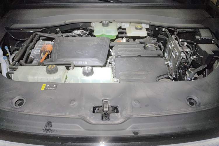 Used GAC Trumpchi Xiangwang S7 2025 205 km Max LiDAR Version Engine Bay