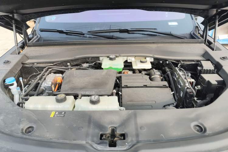Used GAC Trumpchi Xiangwang S7 2025 180km Ultra All-Wheel Drive LiDAR Edition Engine Bay